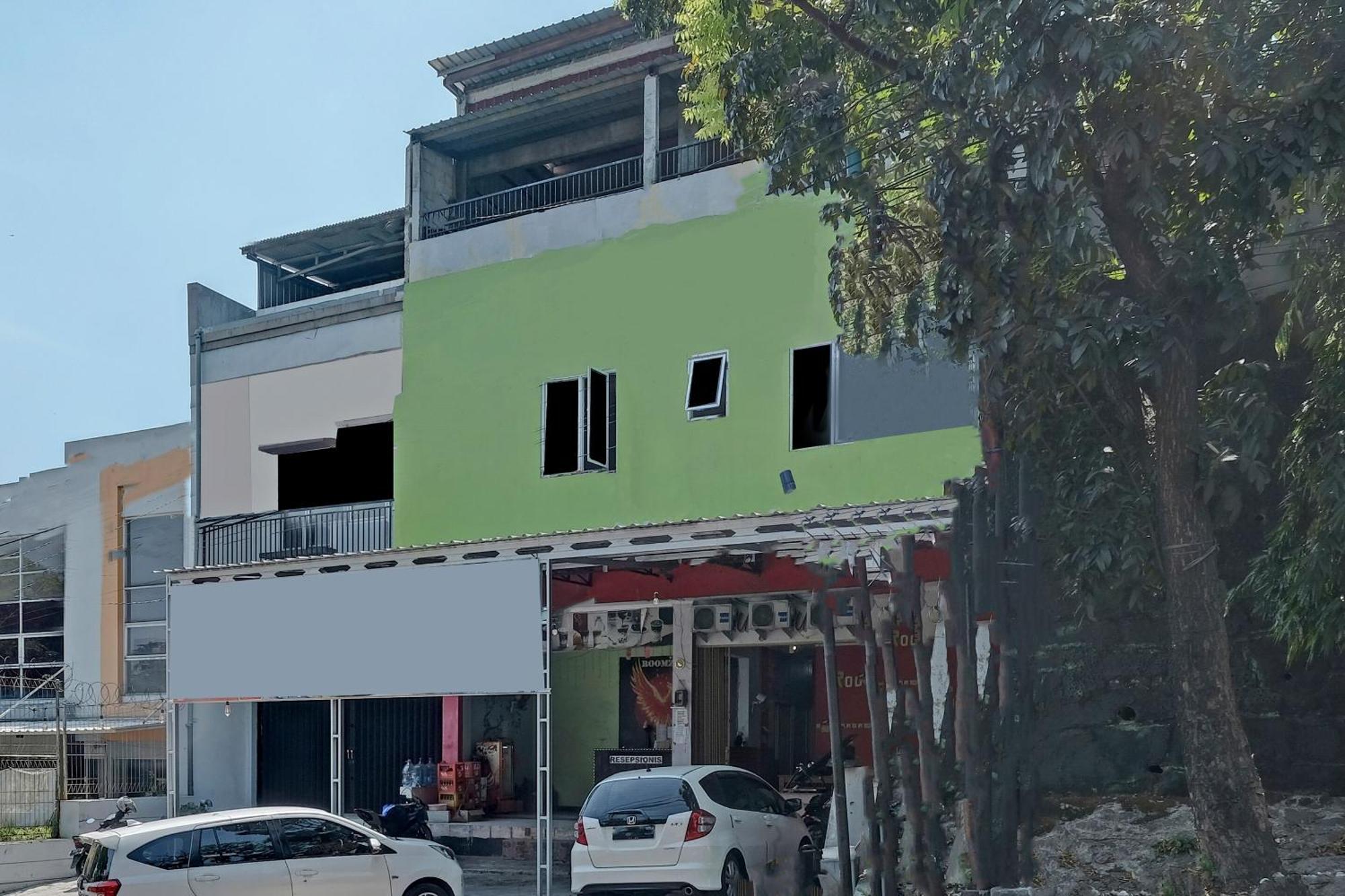 Oyo Life 92877 Hotel Rainbow 7296 Semarang Exterior foto
